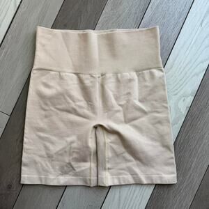 Tna seamless high waisted biker shorts